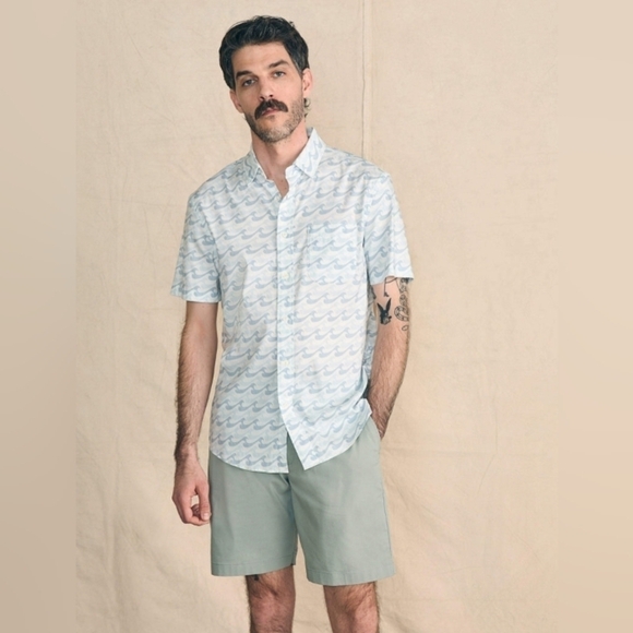 Faherty Movement Short-Sleeve Shirt in Ivory Endless Peaks sz L - Picture 1 of 7